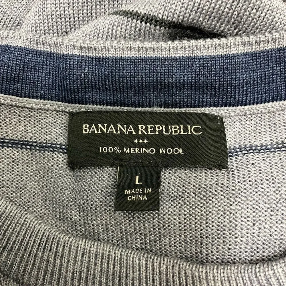 BANANA REPUBLIC 100% Merino Wool Crewneck Sweater